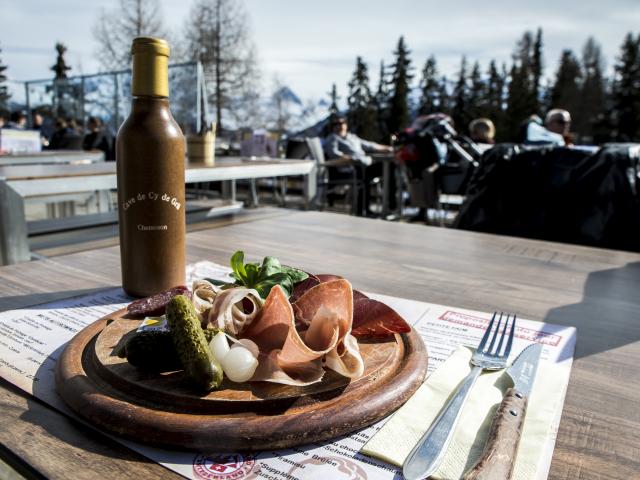 Assiette valaisanne à la Cambuse