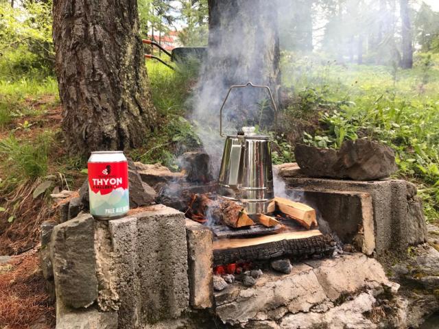 Café au feu de bois - Lancer de haches