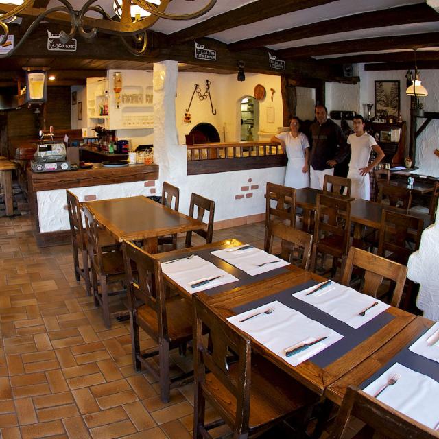 Salle du restaurant de la Luge